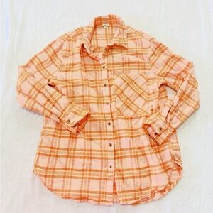 Aerie Peach and White Plaid Shirt